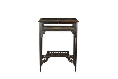 Lot 174 - AN EDWARDIAN MAHOGANY BIJOUTERIE TABLE