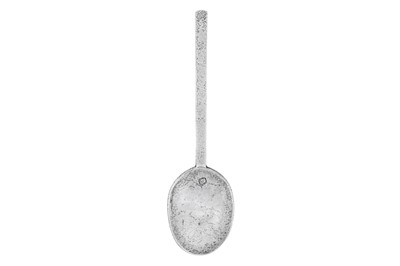 Lot 484 - A Commonwealth sterling silver ‘excavated’ puritan spoon, London 1649 by Stephen Venables (free. 22nd January 1641, d. 1683)