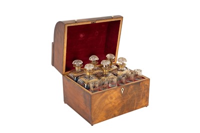Lot 121 - AN EARLY TO MID-19TH CENTURY WALNUT DECANTER BOX