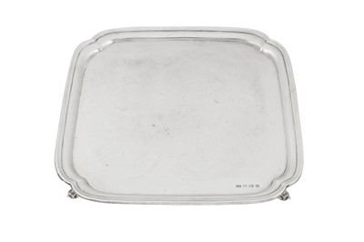 Lot 381 - A George VI sterling silver salver, Sheffield 1946 by Emile Viner