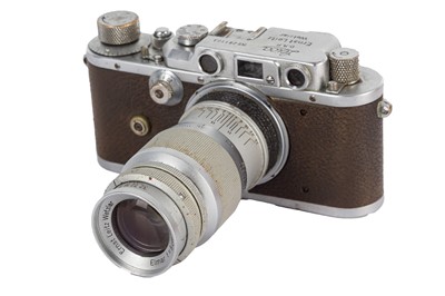 Lot 212 - A Leica IIIb Rangefinder Camera
