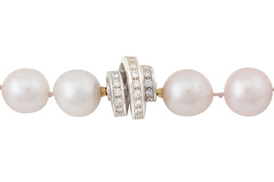 Lot 244 - A SINGLE STRAND PEARL NECKLACE/BRACELET, CIRCA 2001