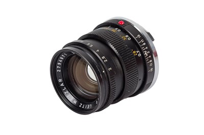 Lot 205 - A Leitz 50mm f/2 Summicron Lens