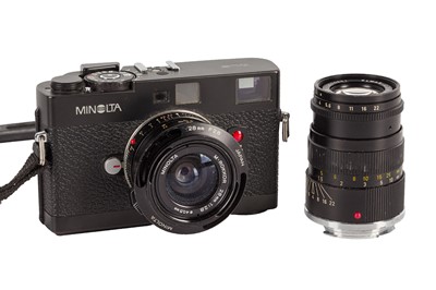 Lot 223 - A Minolta CLE Rangefinder Camera Outfit