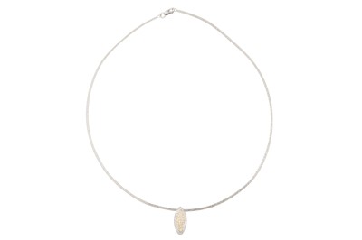 Lot 203 - A DIAMOND NECKLACE
