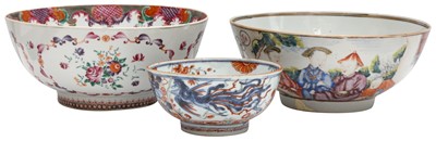 Lot 327 - TWO CHINESE EXPORT PUNCH BOWLS AND A CLOBBERED BOWL