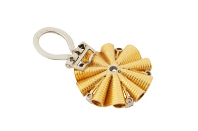 Lot 52 - A SINGLE DIAMOND CLIP