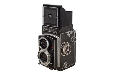 Lot 132 - A Rolleicord Vb TLR Camera