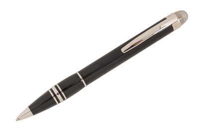 Lot 363 - A MONTBLANC STARWALKER BALLPOINT PEN