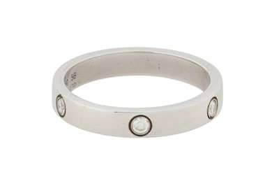 Lot 152 - A DIAMOND RING