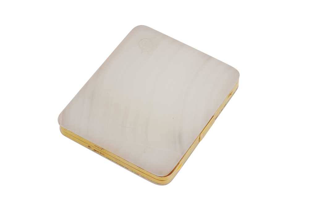 Lot 8 - A George V 15 carat gold mounted agate cigarette case, London 1921 by George Betjemann