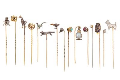 Lot 13 - A COLLECTION OF FIFTEEN STICK PINS