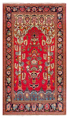 Lot 47 - A FINE KASHAN PRAYER RUG, CENTRAL PERSIA