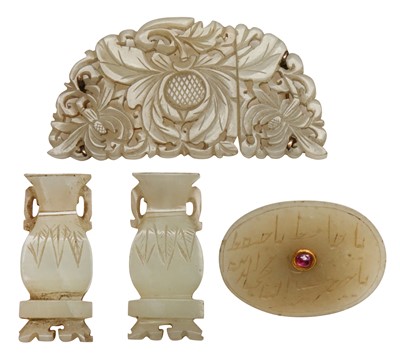 Lot 617 - A GROUP OF CHINESE JADE CARVINGS