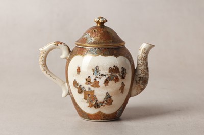 Lot 455 - A SMALL JAPANESE SATSUMA TEAPOT AND COVER BY YABU MEIZAN