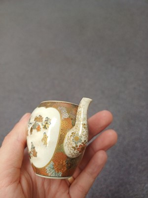 Lot 455 - A SMALL JAPANESE SATSUMA TEAPOT AND COVER BY YABU MEIZAN