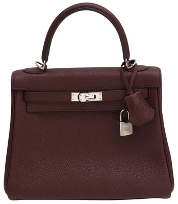 Lot 33 - Hermès Rouge Sellier Togo Kelly Retourne 25