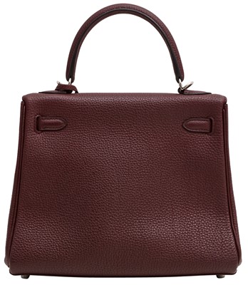Lot 33 - Hermès Rouge Sellier Togo Kelly Retourne 25