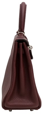 Lot 33 - Hermès Rouge Sellier Togo Kelly Retourne 25