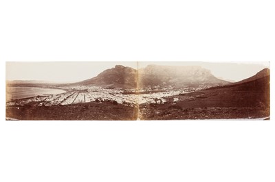 Lot 87 - PANORAMA OF CAPE TOWN, c.1900