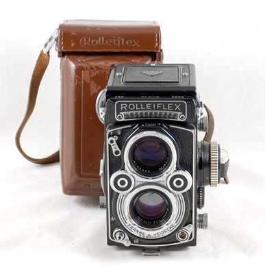 Lot 138 - Metered Rolleiflex 3.5F TLR