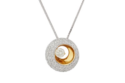 Lot 128 - A CIRCULAR DIAMOND PENDANT NECKLACE