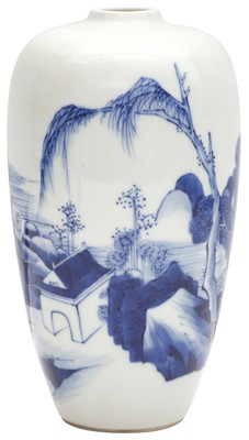 Lot 924 - A CHINESE BLUE AND WHITE 'LANDSCAPE' VASE