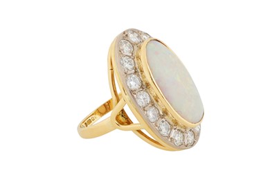 Lot 229 - AN OPAL AND DIAMOND CLUSTER RING