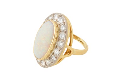 Lot 229 - AN OPAL AND DIAMOND CLUSTER RING