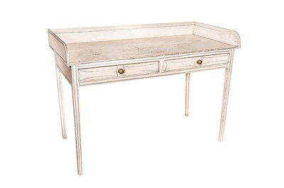 Lot 92 - A 19TH CENTURY AMERICAN PAINTED PINE WASHSTAND