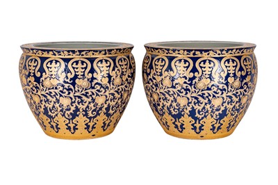 Lot 55 - A PAIR OF LARGE CHINESE 'FISH BOWL' JARDINIERES