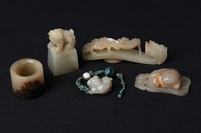 Lot 78 - A GROUP OF FIVE CHINESE JADE CARVINGS