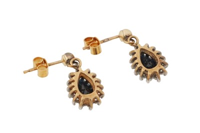 Lot 250 - A PAIR OF SAPPHIRE AND DIAMOND PENDENT EARRINGS, CIRCA 1986