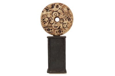 Lot 361 - JANE SPENCER (BRITISH, 1943-2007), STUDIO POTTERY SCULPTURE