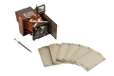 Lot 64 - A Contessa Nettel Tropical Sonnet Folding Camera