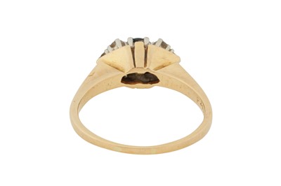 Lot 215 - A SAPPHIRE AND DIAMOND RING, CIRCA 1975
