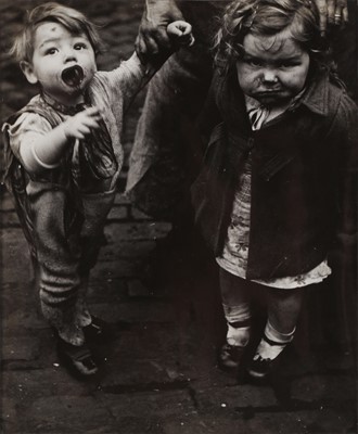 Lot 124 - Bill Brandt (1904-1983)