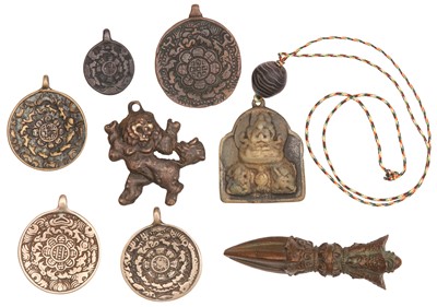 Lot 662 - A GROUP OF TIBETAN AND HIMALAYAN ORNAMENTS