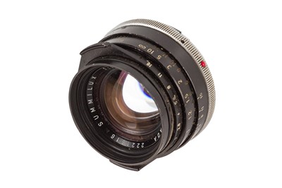 Lot 202 - A Leitz ELC 35mm f/1.4 Summilux Lens
