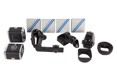 Lot 197 - A Selection of Hasselblad Accessories