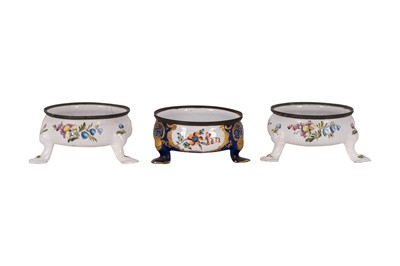 Lot 117 - A group of three 18th-century Bilston or South Staffordshire enamel salts, circa 1770