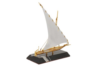 Lot 241 - DUBAI INTERNATIONAL MARINE CLUB, GILT METAL YACHT DESK ORNAMENT