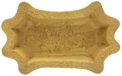 Lot 549 - A CHINESE MONOCHROME YELLOW-GROUND JARDINIERE