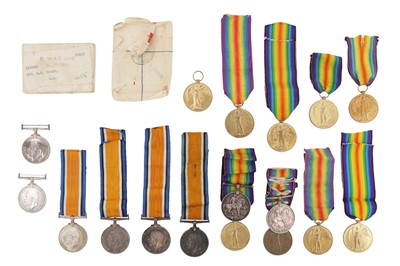 Lot 6 - A COLLECTION OF WWI SERVICE MEDALS