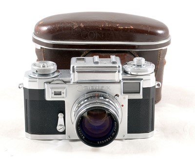 Lot 250 - Metered Zeiss Ikon (Stuttgart) Contax IIa & f1.5 Lens.
