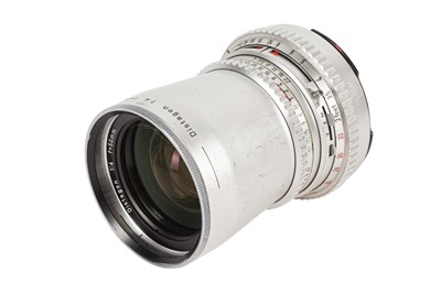 Lot 188 - A Carl Zeiss 50mm f/f Distagon T* Lens