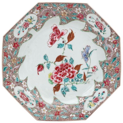 Lot 340 - A Chinese export famille-rose 'floral' octagonal dish, Qing Dynasty, Yongzheng - Qianlong period