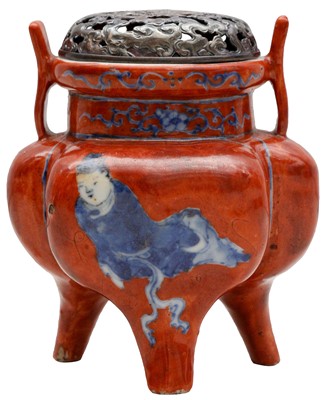 Lot 193 - A FINE CHINESE TRIPOD CENSER WITH A JAPANESE SILVER COVER