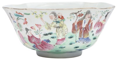 Lot 539 - A CHINESE FAMILLE-ROSE 'FIGURATIVE LANDSCAPE' OCTAGONAL BOWL