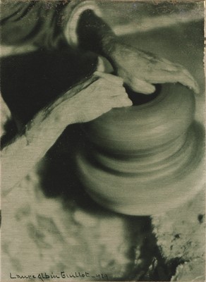 Lot 24 - Laure Albin Guillot (1879-1962)